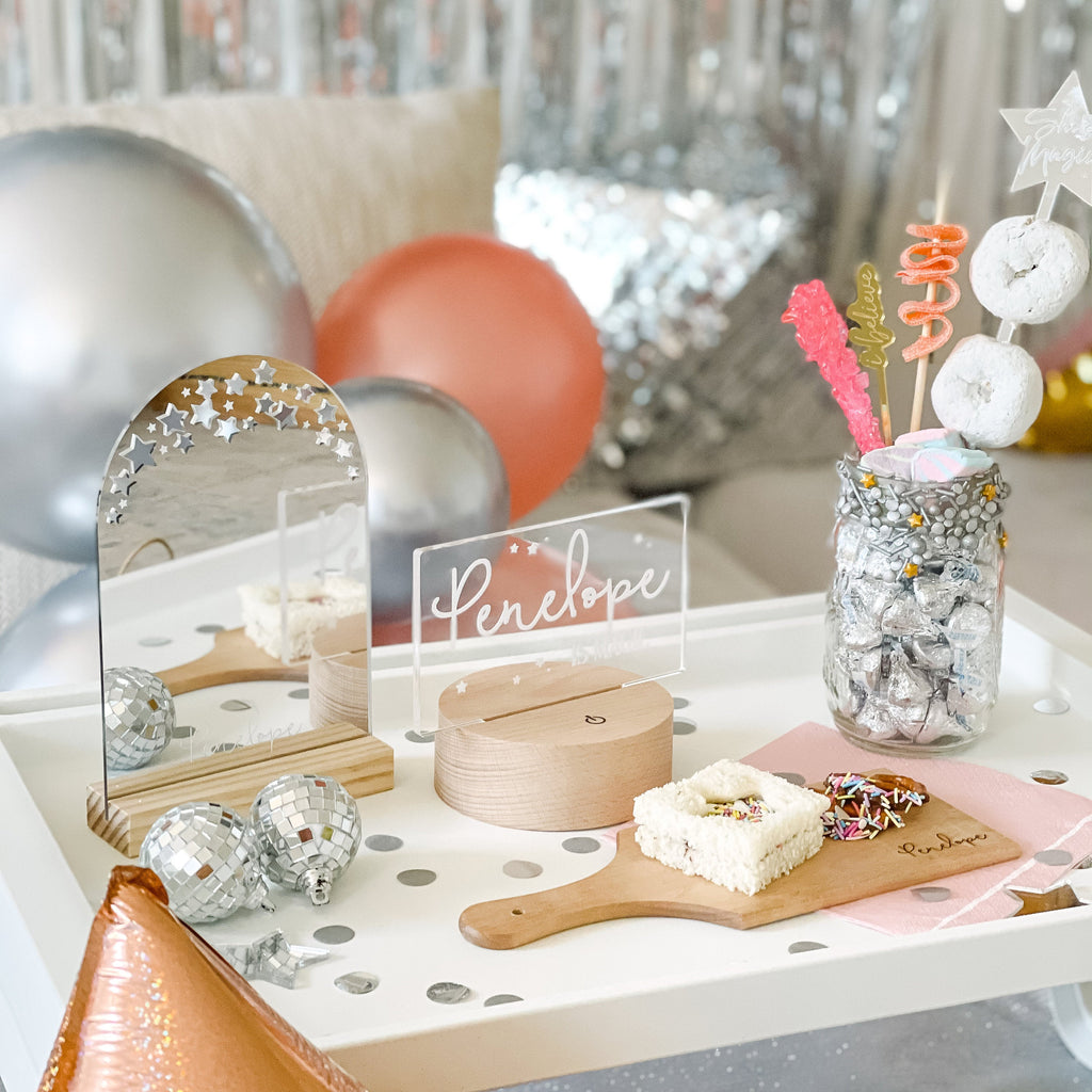 Star mirror party favor