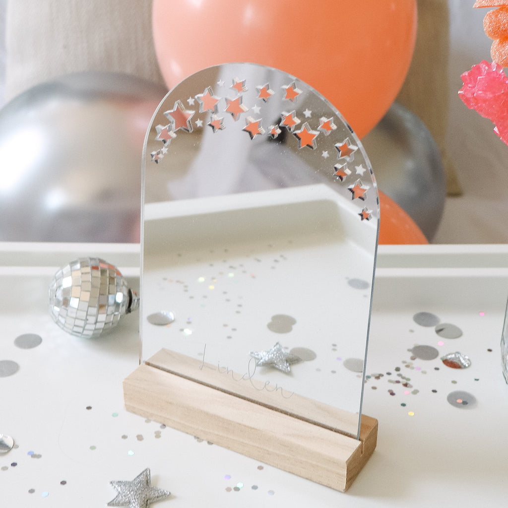 Star mirror party favor